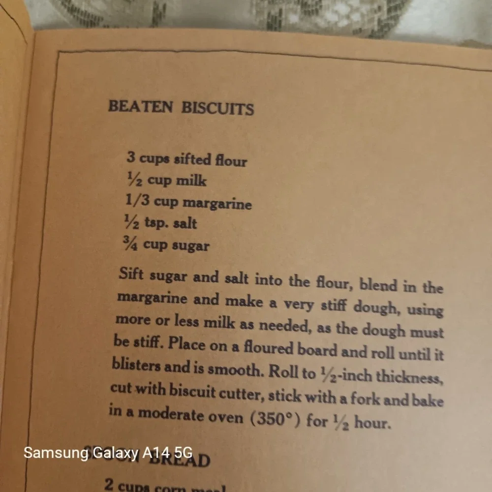 Country Cookin' Unique Recipes From Days Gone By Vintage 1978 Cookbook Hulst